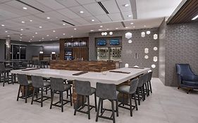 Courtyard By Marriott Houston Sugar Land/Lake Pointe